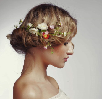 glamorous bridal hairstyle